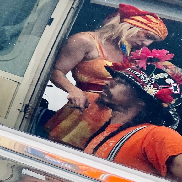 Meet your Posher, Shawn - Picture 2 of 3